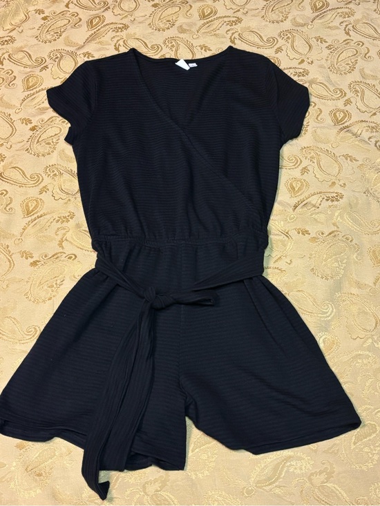 GAP Other - Gap Women’s Black Short-Sleeve One-Piece Romper with Waist Tie